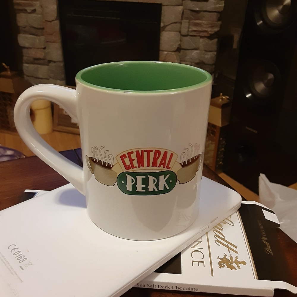 Friends Central Perk Coffee mug brand new